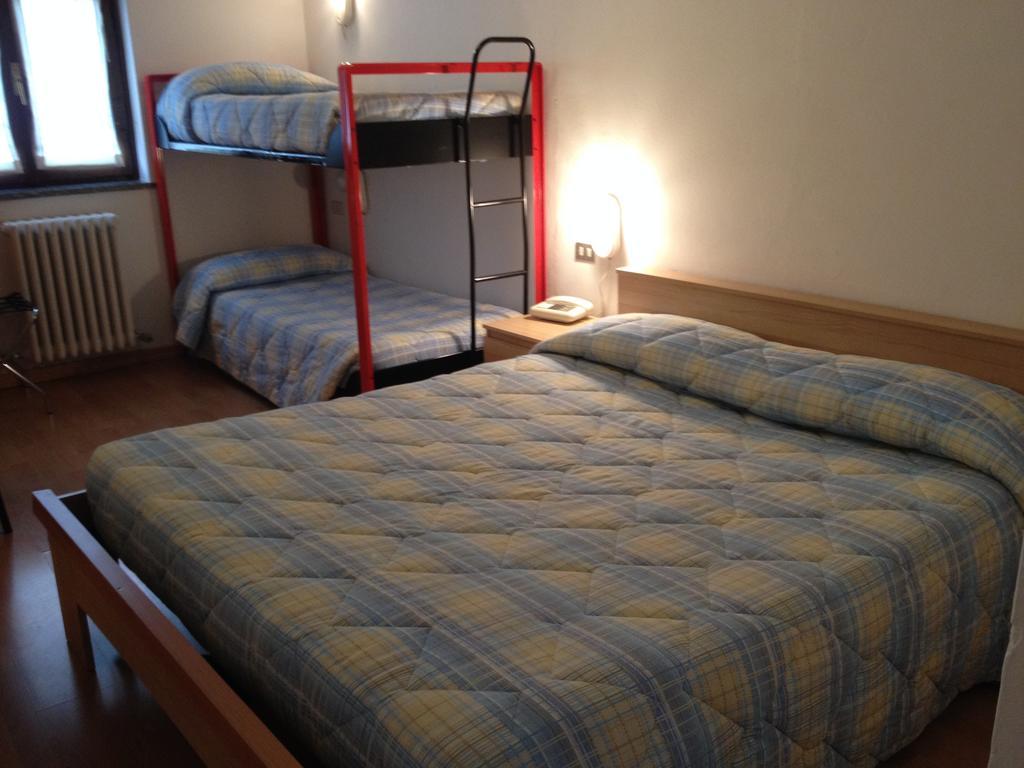 Hotel Rododendro Foppolo Room photo